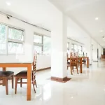 OYO 90853 Hotel Borobudur Kemayoran Syariah