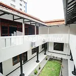 OYO 90853 Hotel Borobudur Kemayoran Syariah