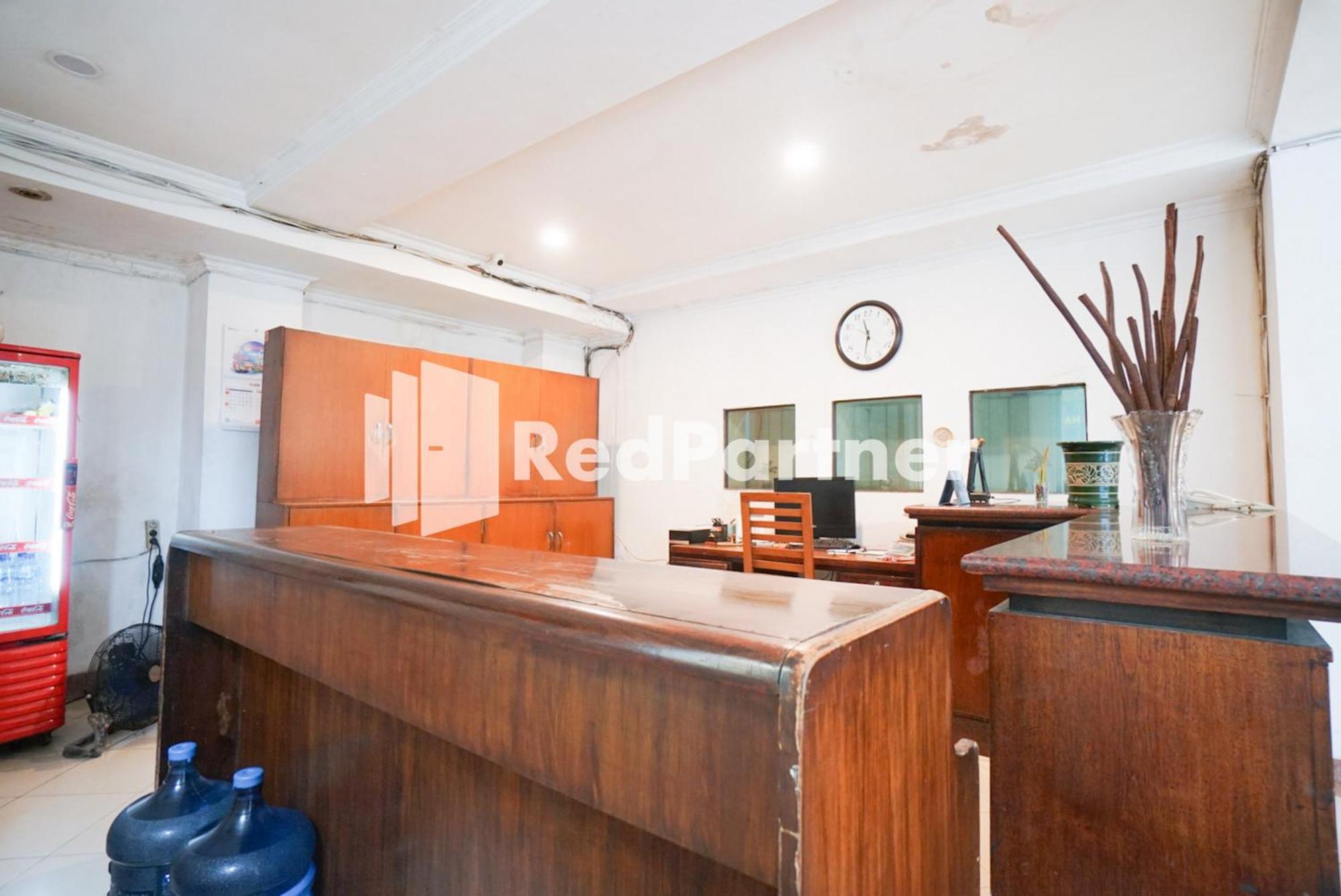 Oyo 90853 Borobudur Kemayoran Syariah 2*